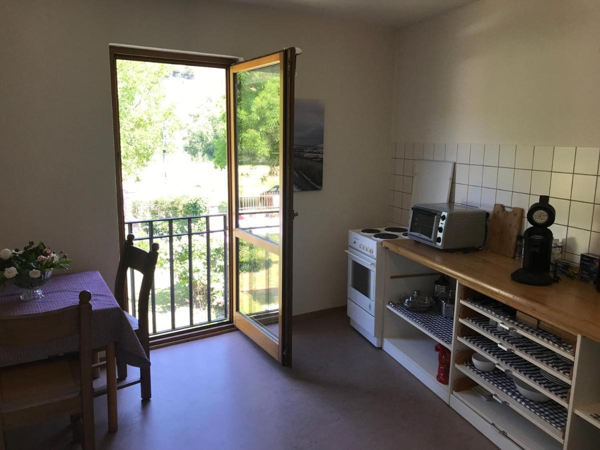 Ferienwohnung Altes Pfarrhaus Mit Flair Und Moselblick Brauneberg Eksteriør bilde
